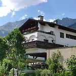 Apartment Alpendohle Innsbruck