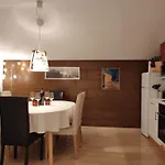 Alpendohle Apartman *